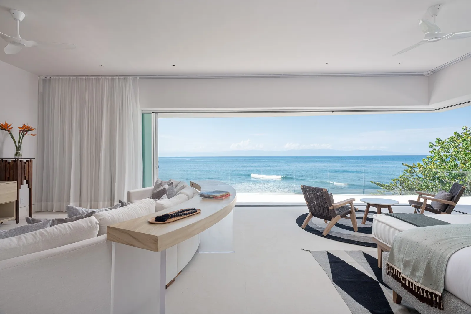 Master Suite 2: a wall of glass onto the ocean