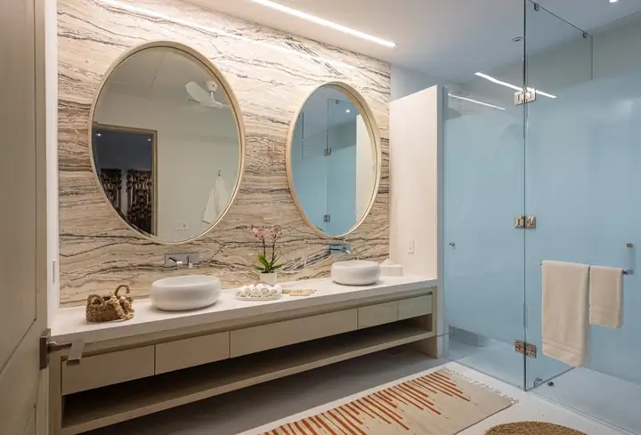 Garden View Suite 6: the bathroom